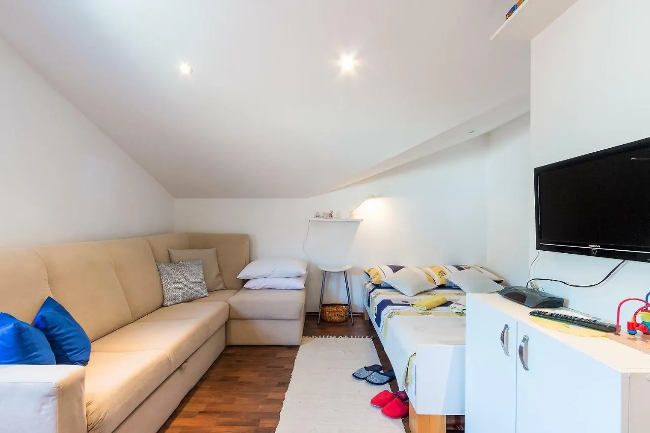 Apartments Salak Pula Croatia